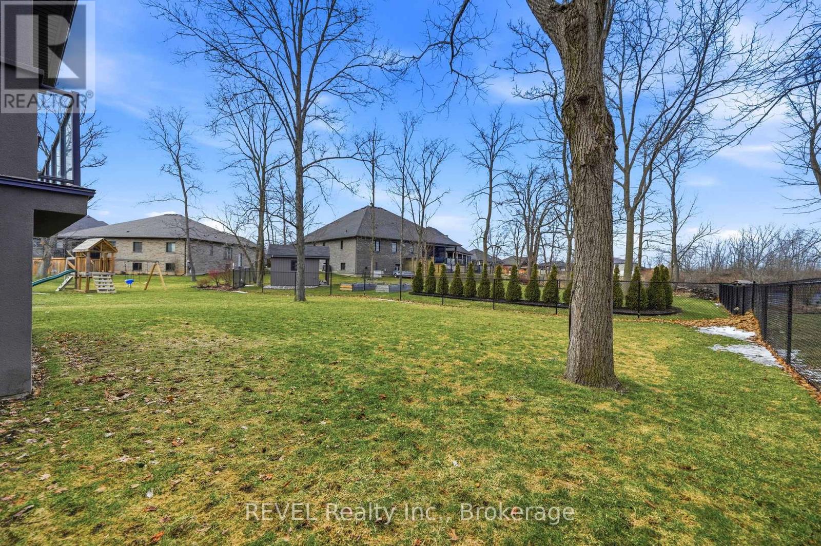 713 Clarence Street, Port Colborne, Ontario  L3K 6B8 - Photo 43 - X12911862