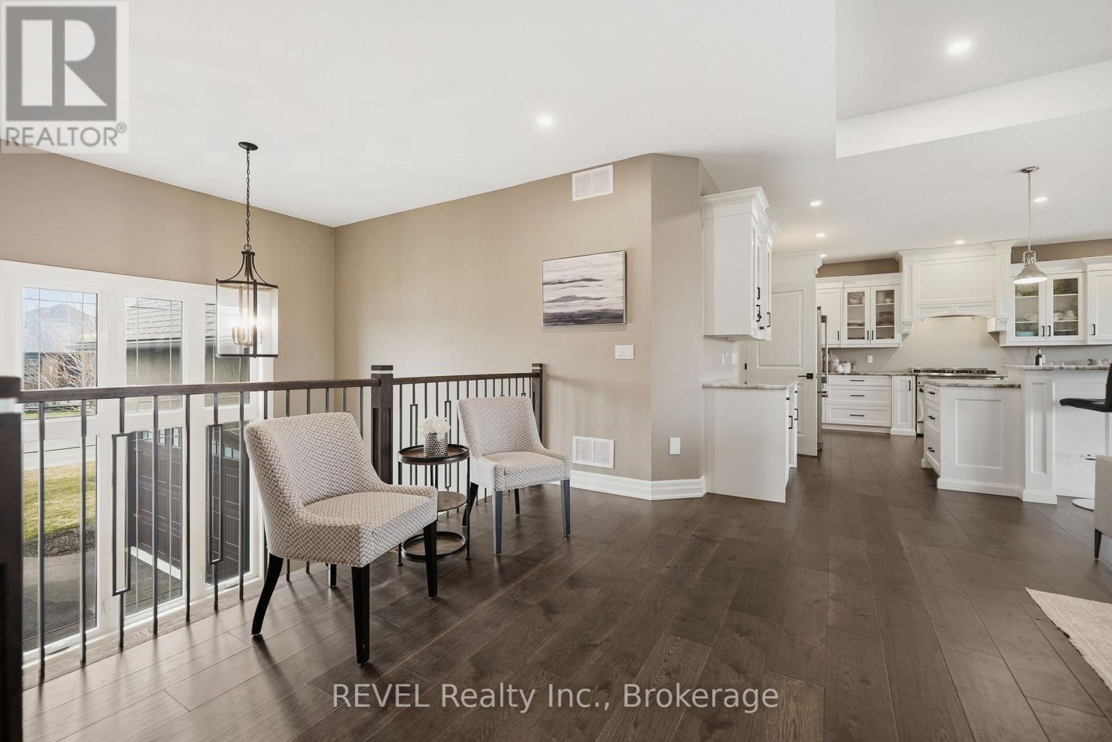 713 Clarence Street, Port Colborne, Ontario  L3K 6B8 - Photo 7 - X12911862