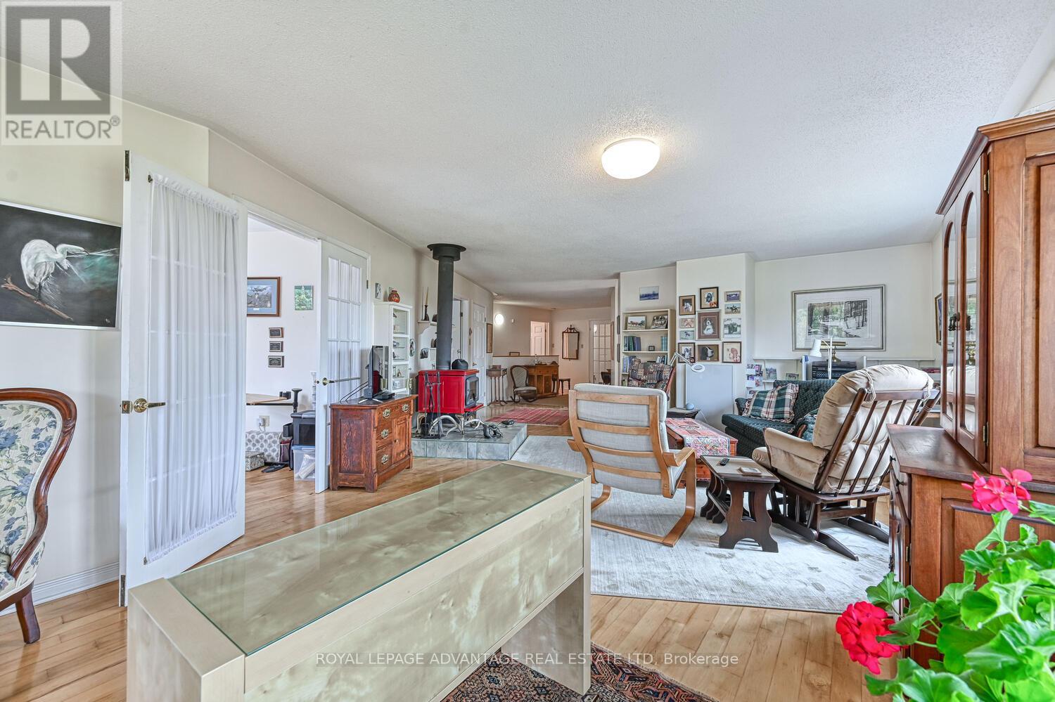 1612 Bennett Lake Road, Tay Valley, Ontario  K0G 1A0 - Photo 11 - X12911956