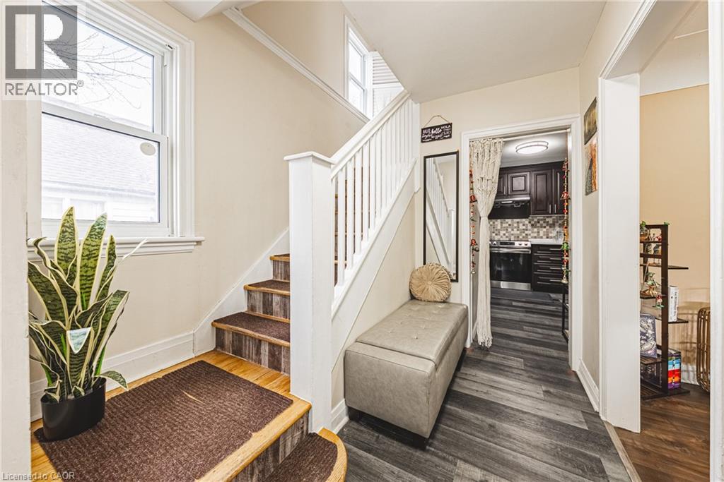 5 West 3rd Street, Hamilton, Ontario  L9C 3J5 - Photo 3 - 40810614