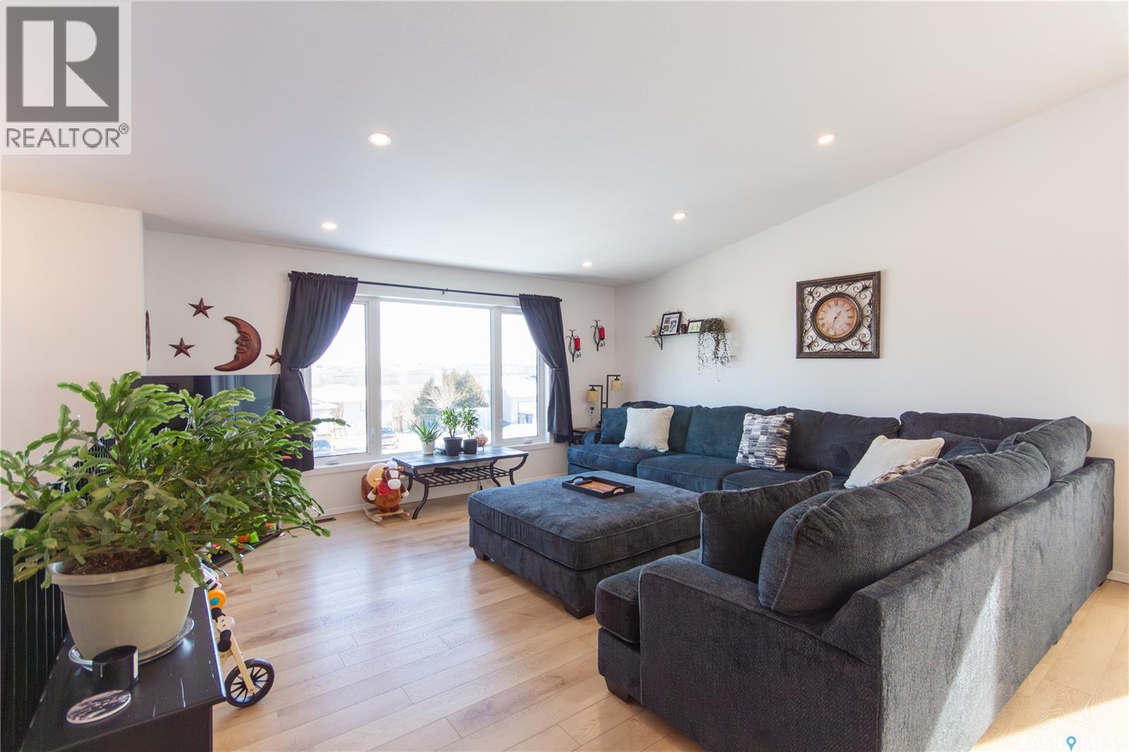 21 1st Avenue W, Battleford, Saskatchewan  S0M 0E0 - Photo 11 - SK030868