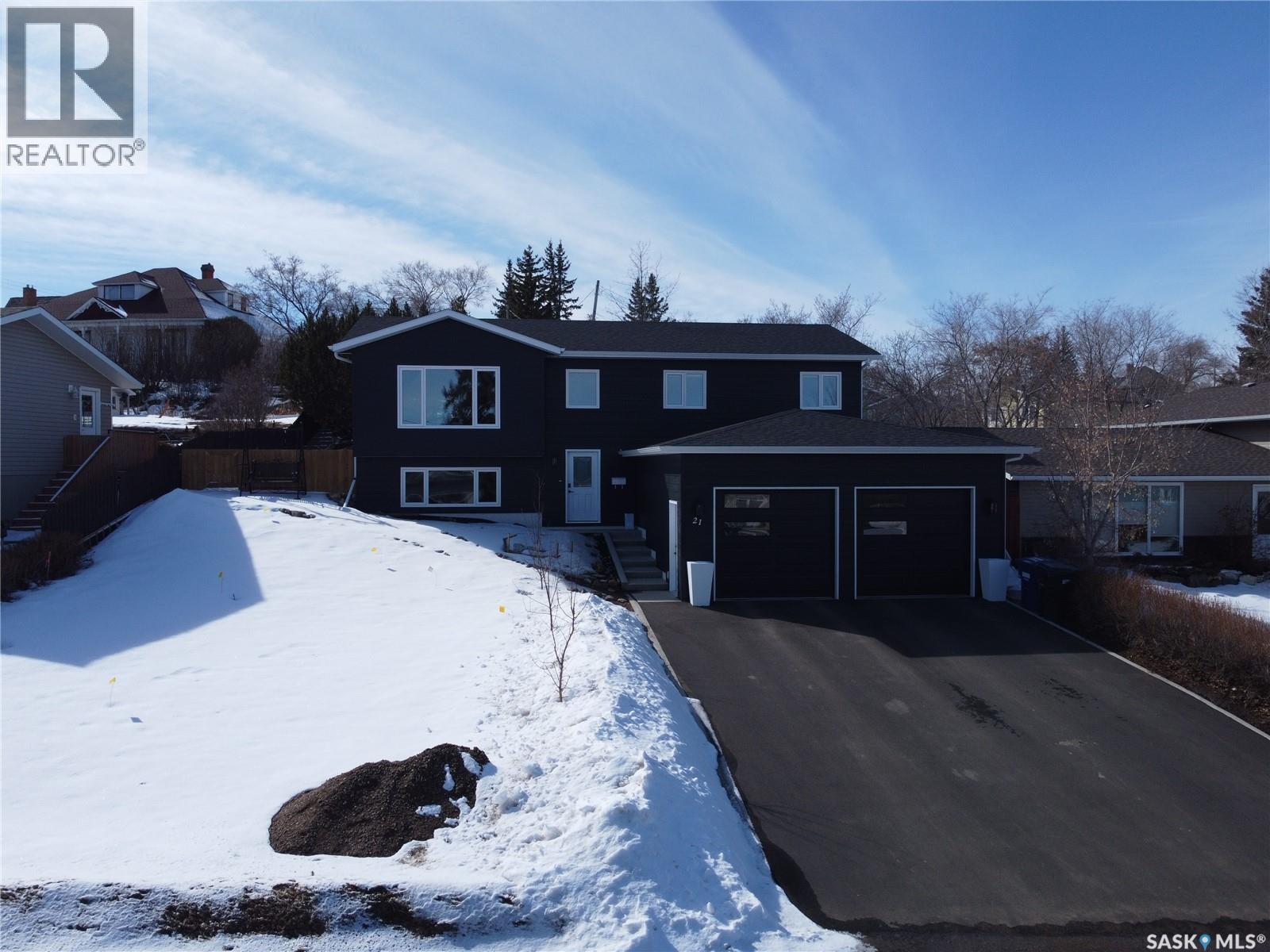 21 1st AVENUE W, Battleford, Saskatchewan