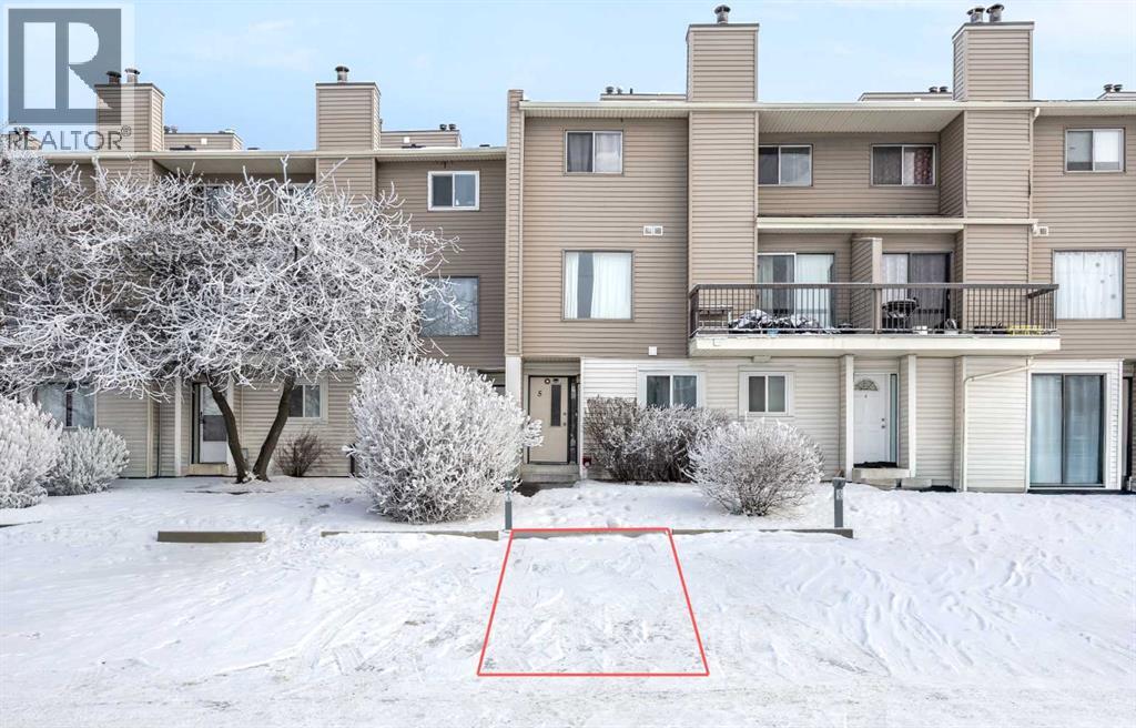 3, 2519 38 Street Ne, Calgary, Alberta  T1Y 4W8 - Photo 3 - A2277477