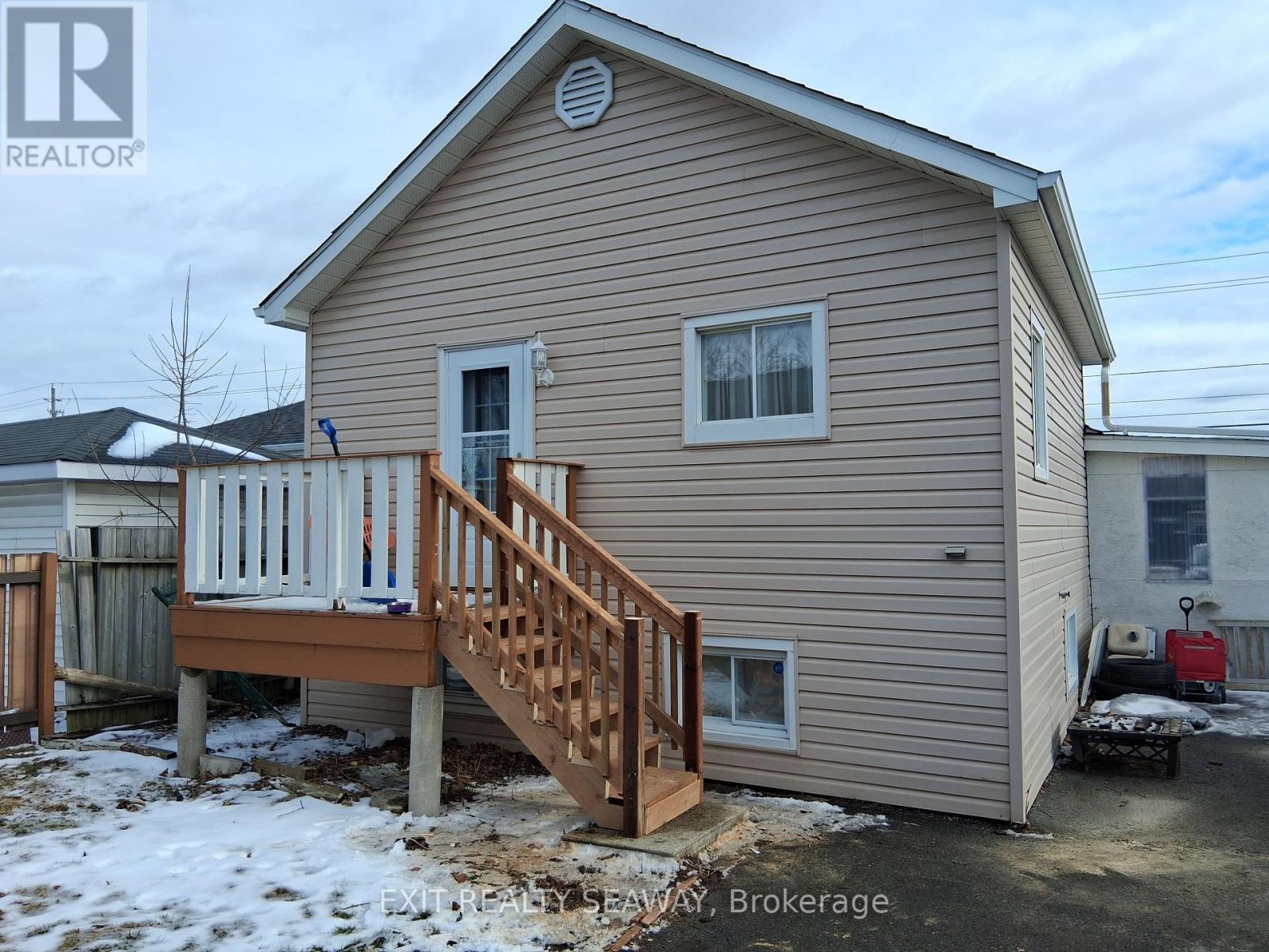 303 Eleventh Street W, Cornwall, Ontario  K6J 3B5 - Photo 15 - X12862072