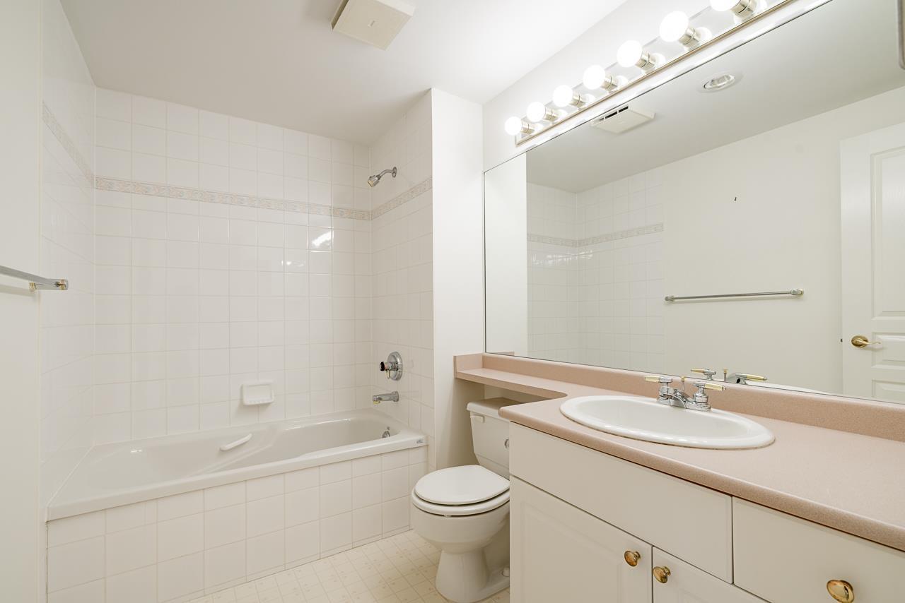 112 1785 Martin Drive, Surrey, British Columbia  V4A 9T5 - Photo 13 - R3079424