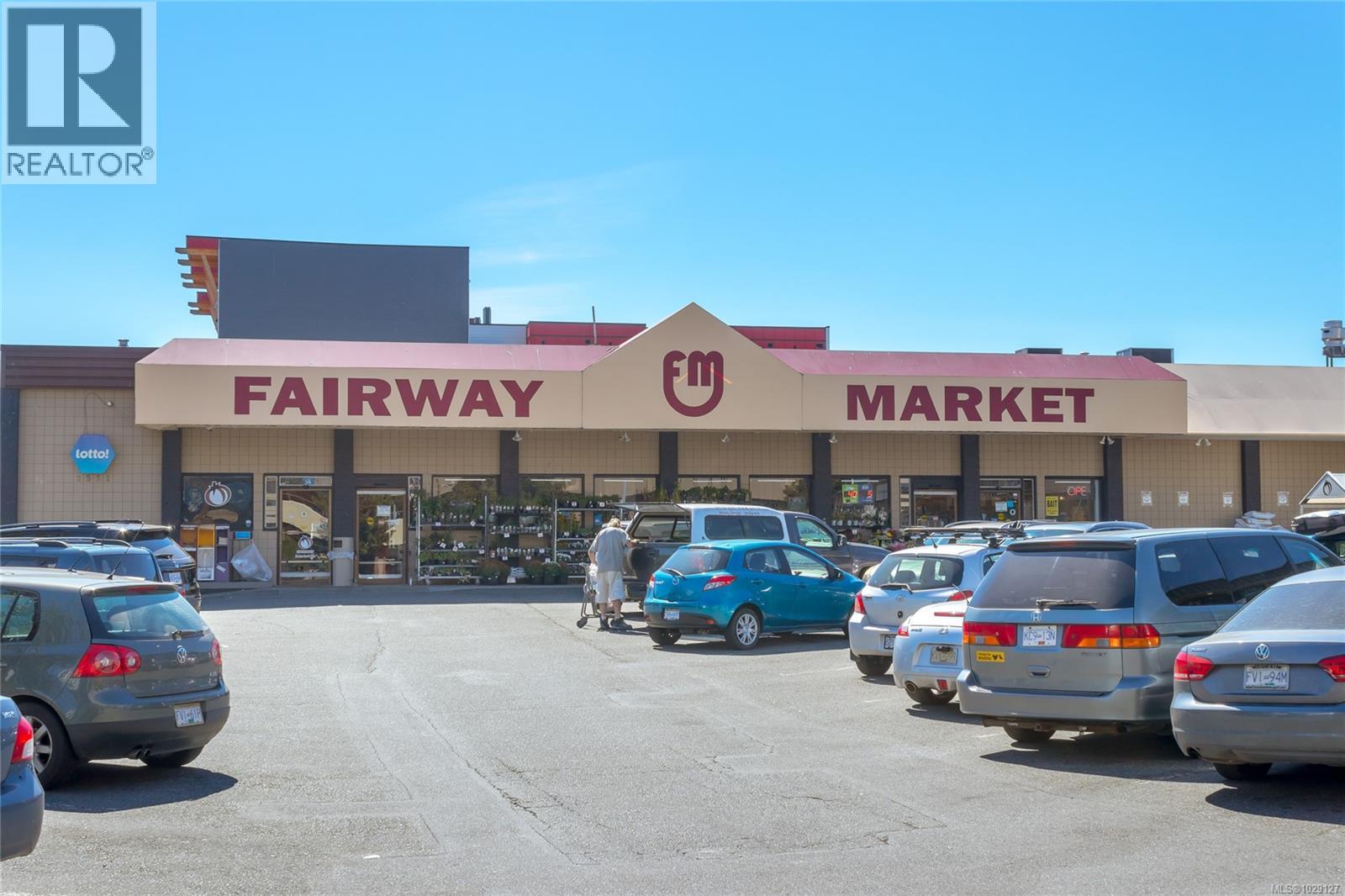 301 9805 Second St, Sidney, British Columbia  V8L 4T9 - Photo 27 - 1029127