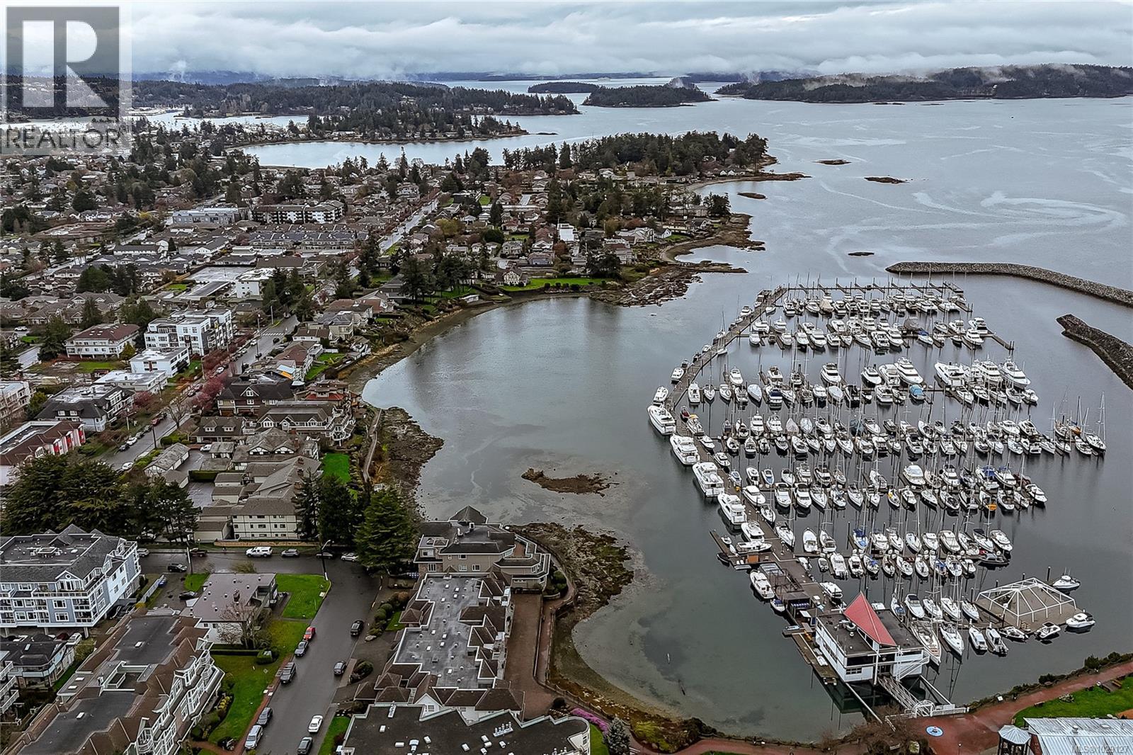 301 9805 Second St, Sidney, British Columbia  V8L 4T9 - Photo 25 - 1029127