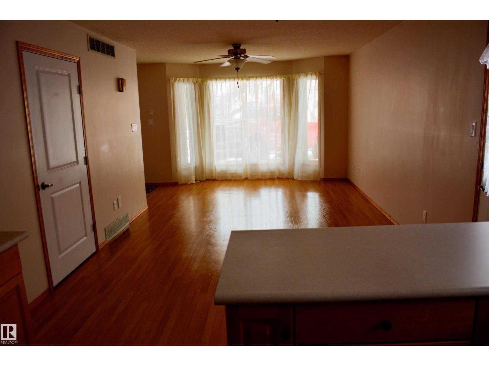 #3 4806 51 Av, Barrhead, Alberta  T7N 1H1 - Photo 8 - E4478731