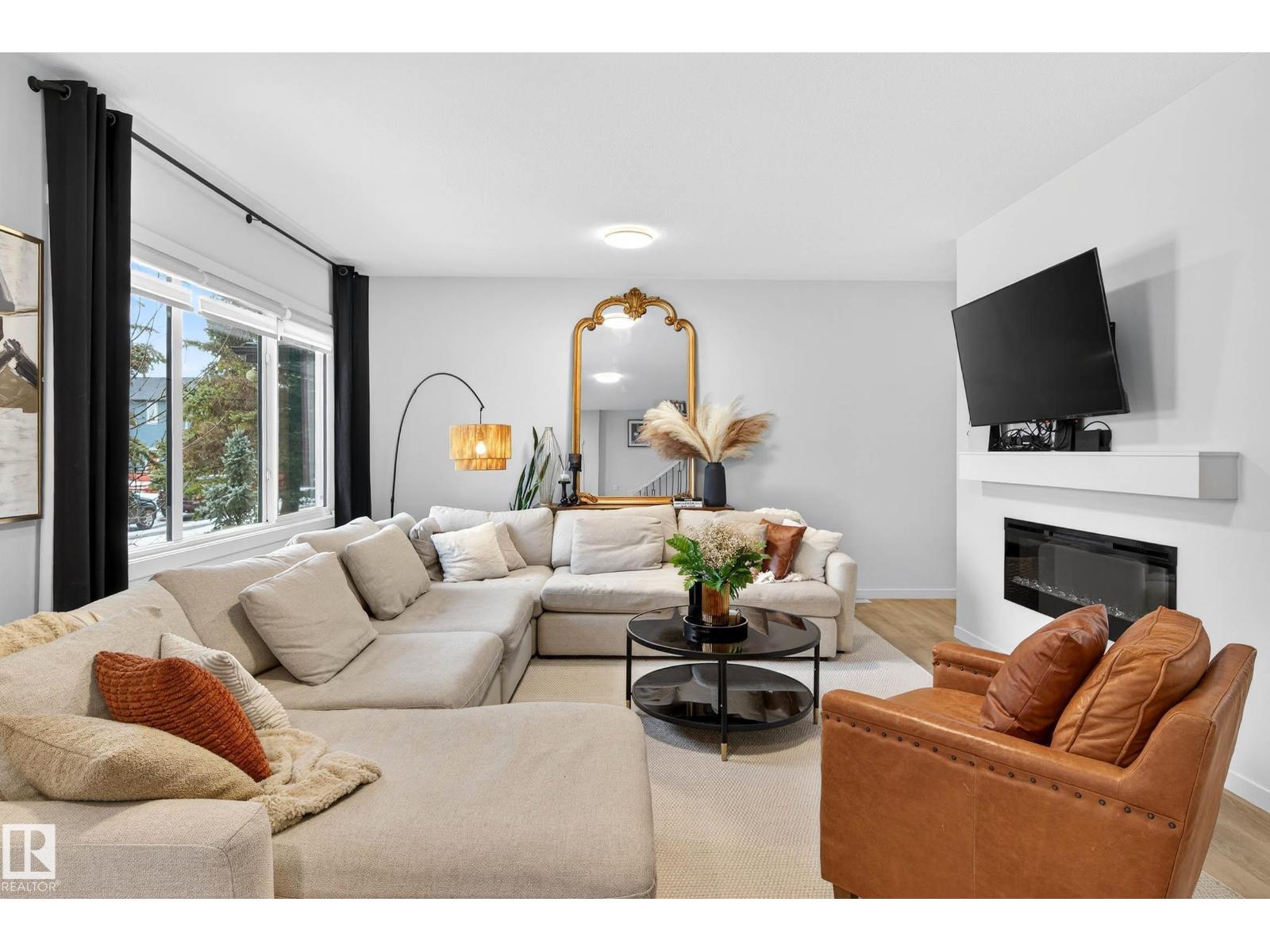 6127 Carr Rd Nw, Edmonton, Alberta  T5E 6Y4 - Photo 5 - E4478734