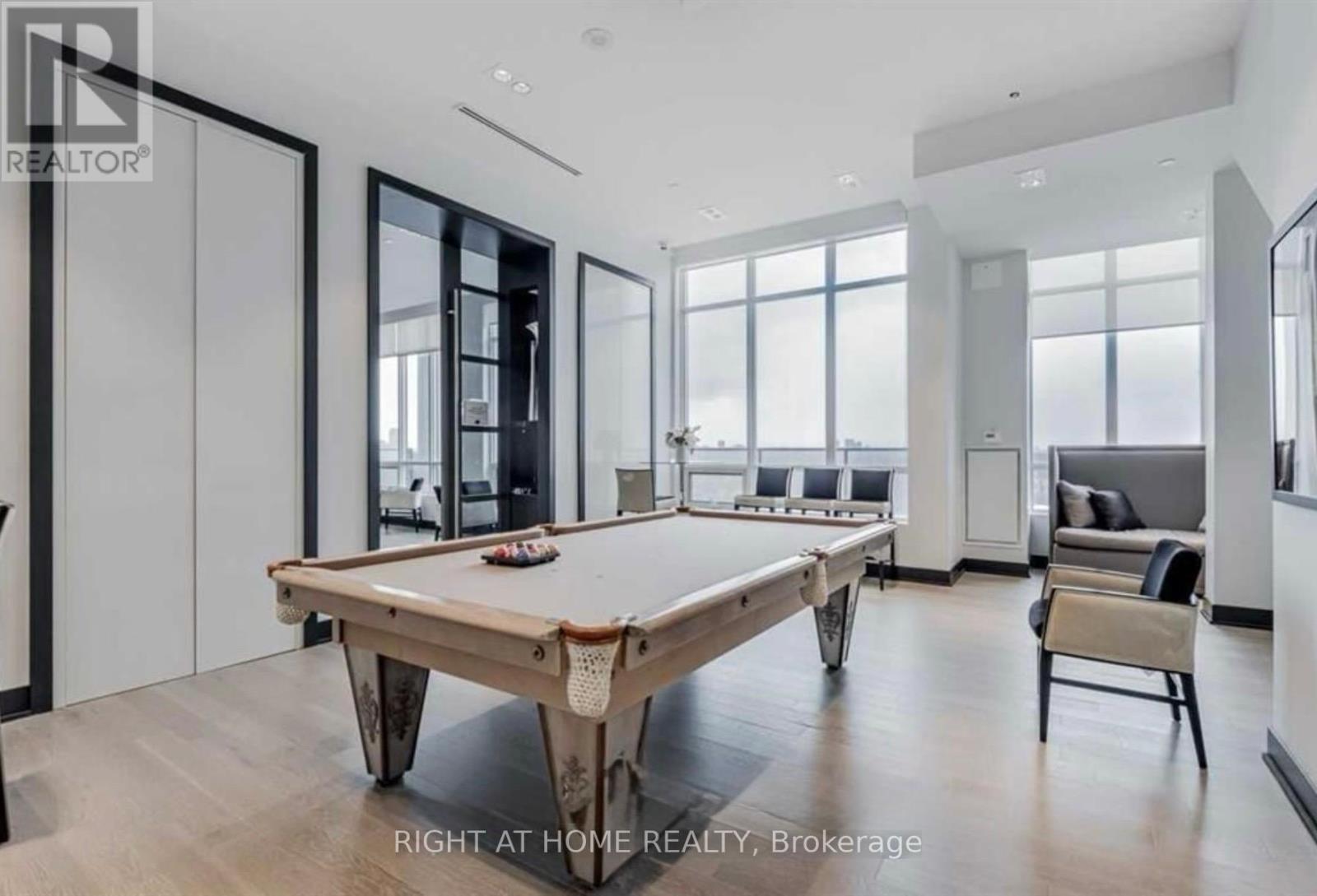 228 - 399 Spring Garden Avenue, Toronto, Ontario  M2N 3H6 - Photo 17 - C12911752