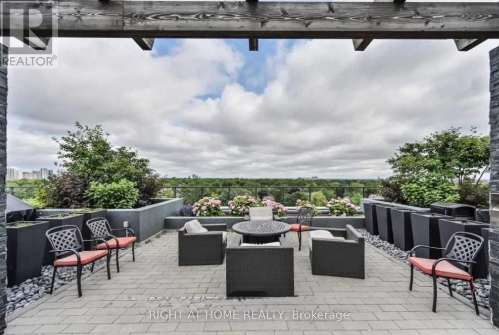 228 - 399 Spring Garden Avenue, Toronto, Ontario  M2N 3H6 - Photo 18 - C12911752