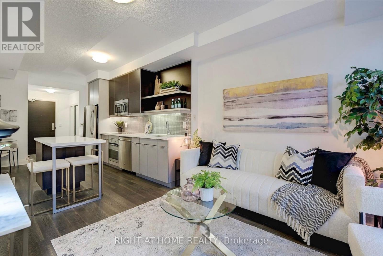 228 - 399 Spring Garden Avenue, Toronto, Ontario  M2N 3H6 - Photo 4 - C12911752