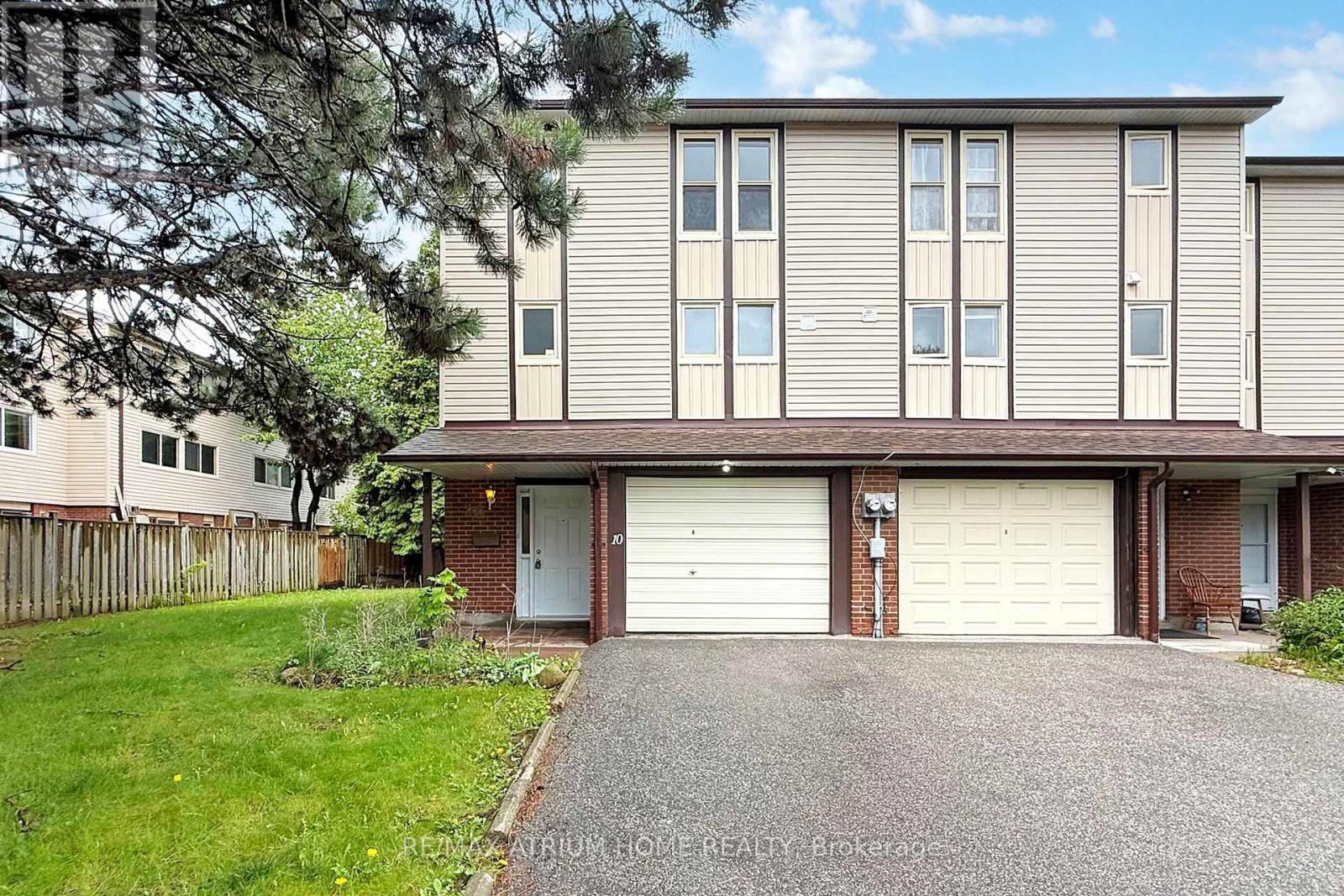 10 TOWNSEND ROAD, Toronto, Ontario