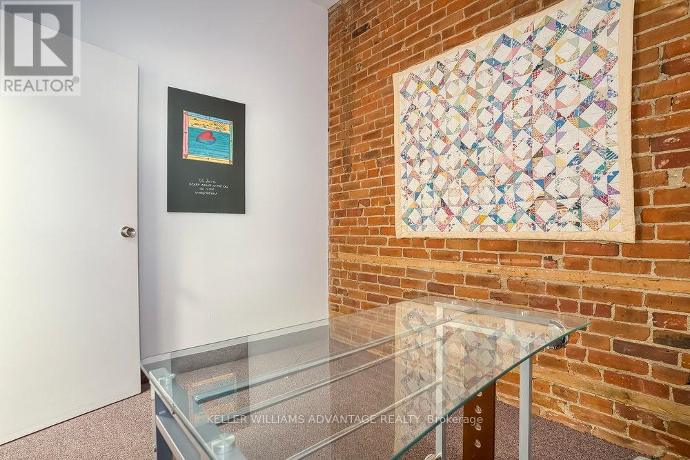 157 Gerrard Street E, Toronto, Ontario  M5A 2E4 - Photo 14 - C12911756