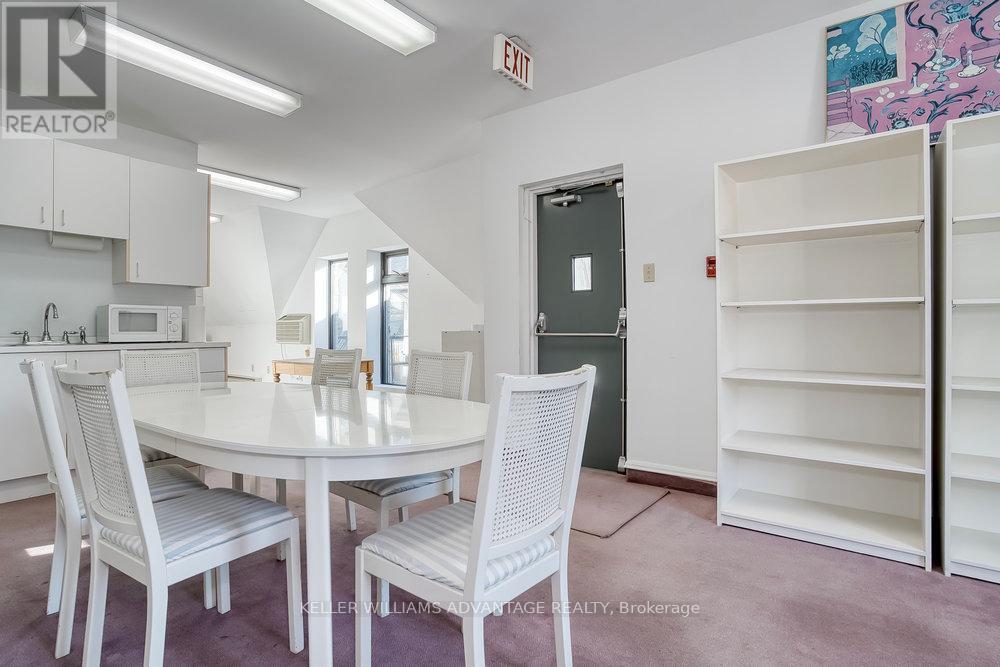 157 Gerrard Street E, Toronto, Ontario  M5A 2E4 - Photo 43 - C12911756