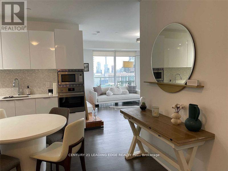 3303 - 955 Bay Street, Toronto (Bay Street Corridor), Ontario  M5S 0C6 - Photo 12 - C12911774