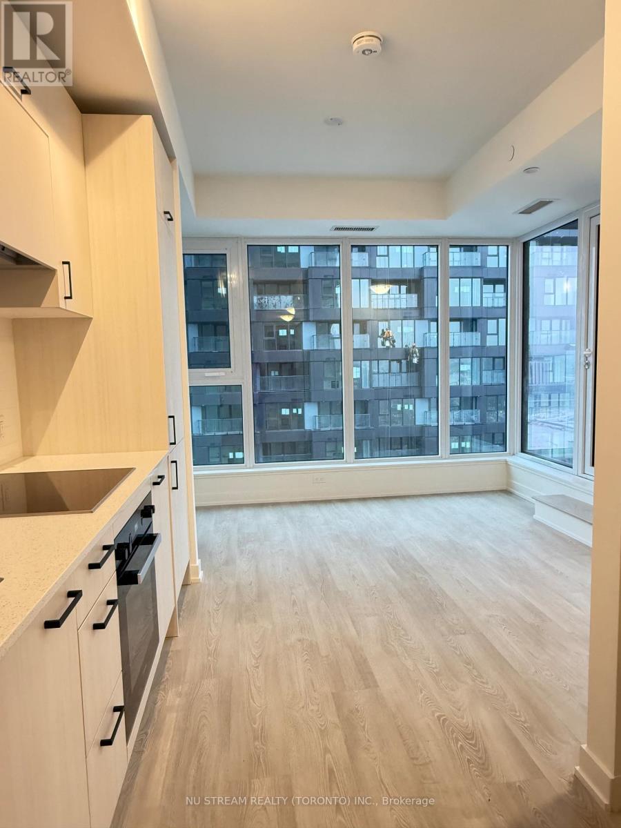 1212 - 1 Quarrington Lane S, Toronto, Ontario  M3C 0S4 - Photo 4 - C12911830