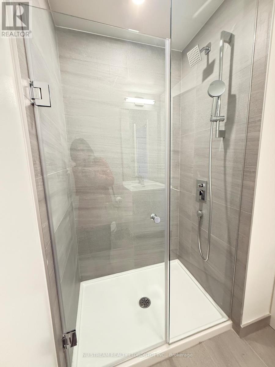 1212 - 1 Quarrington Lane S, Toronto, Ontario  M3C 0S4 - Photo 6 - C12911830