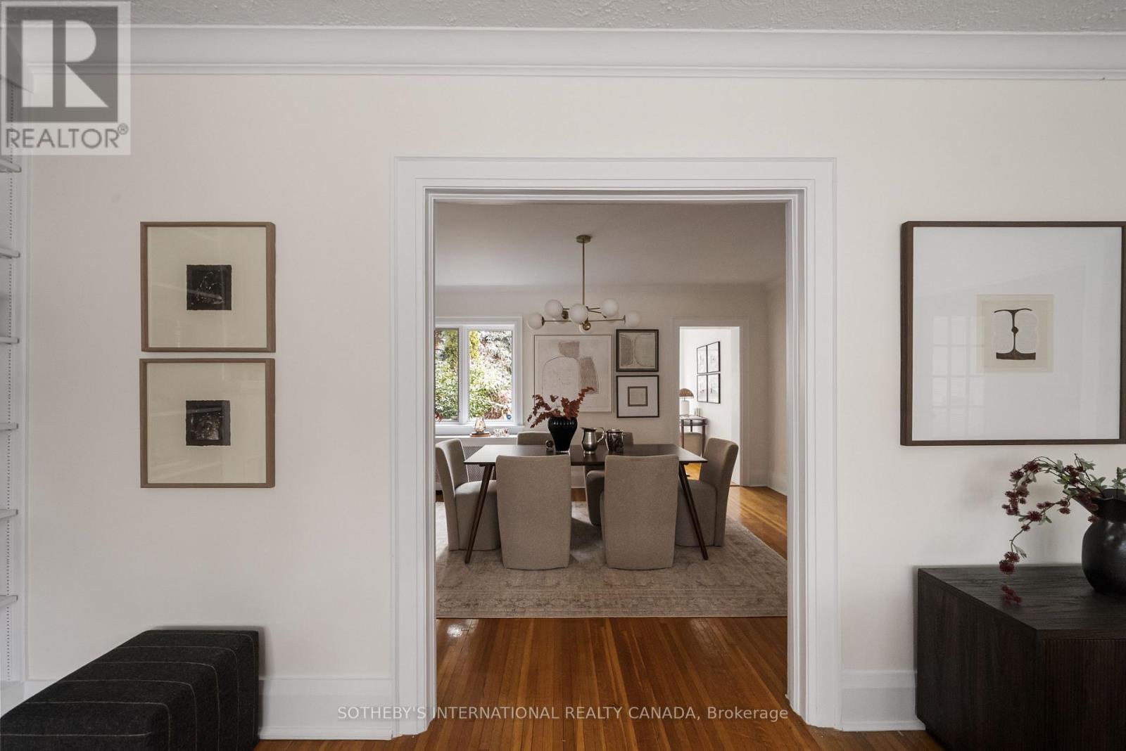 95 Highbourne Road, Toronto, Ontario  M5P 2J5 - Photo 11 - C12911866