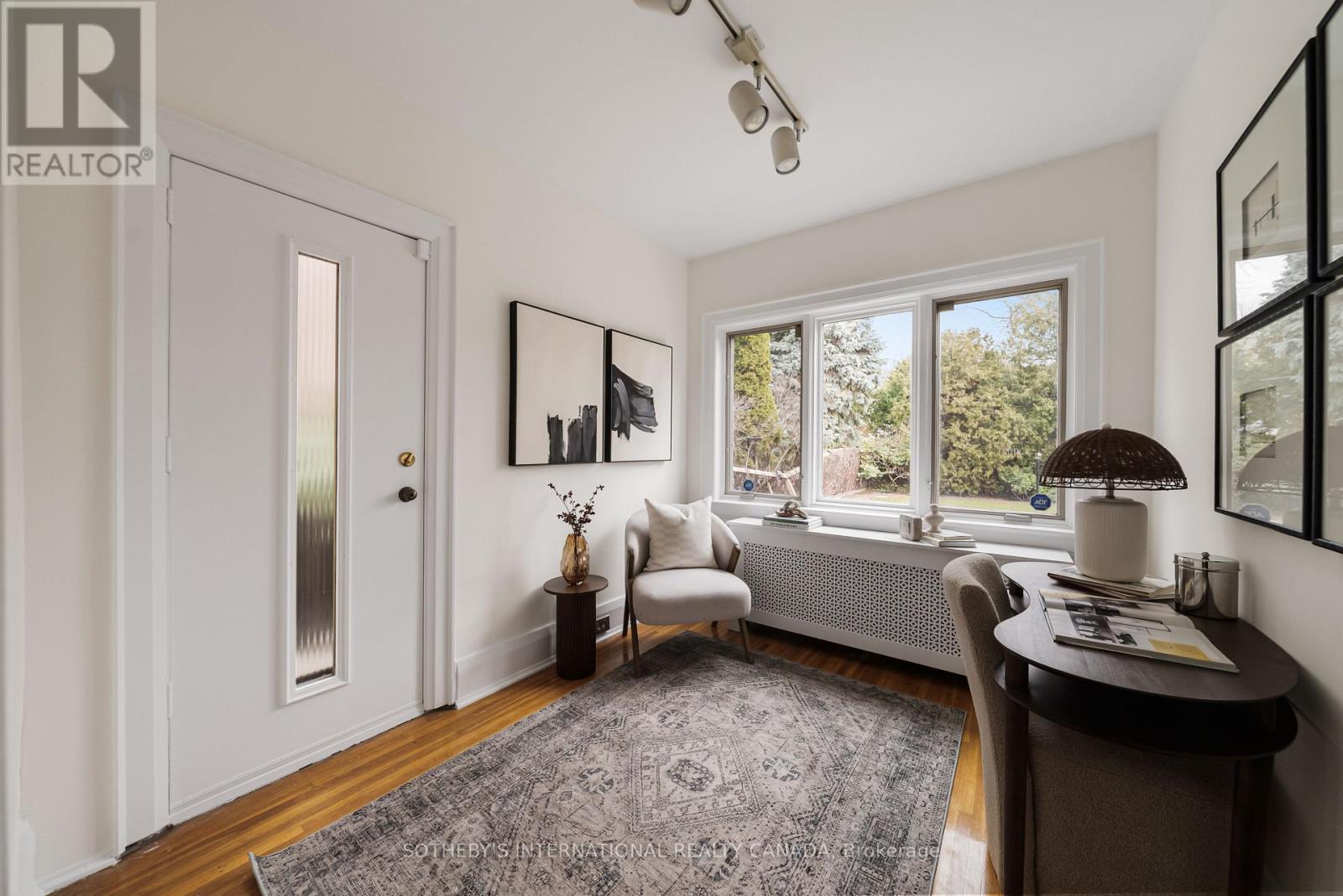 95 Highbourne Road, Toronto, Ontario  M5P 2J5 - Photo 19 - C12911866