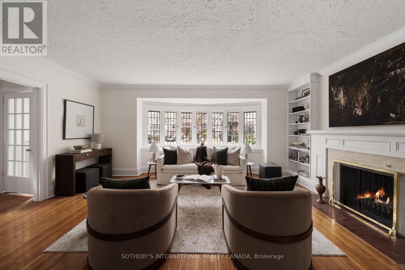 95 Highbourne Road, Toronto, Ontario  M5P 2J5 - Photo 4 - C12911866