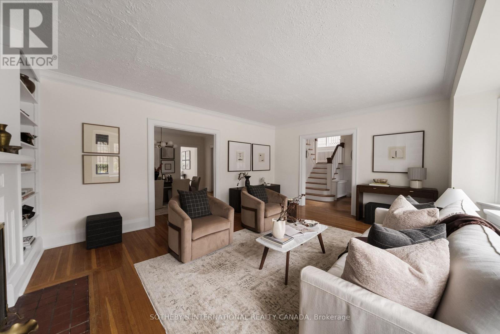 95 Highbourne Road, Toronto, Ontario  M5P 2J5 - Photo 6 - C12911866