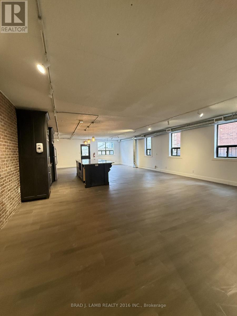 588 Richmond Street W, Toronto (Waterfront Communities), Ontario  M5V 1Y9 - Photo 2 - C12911870