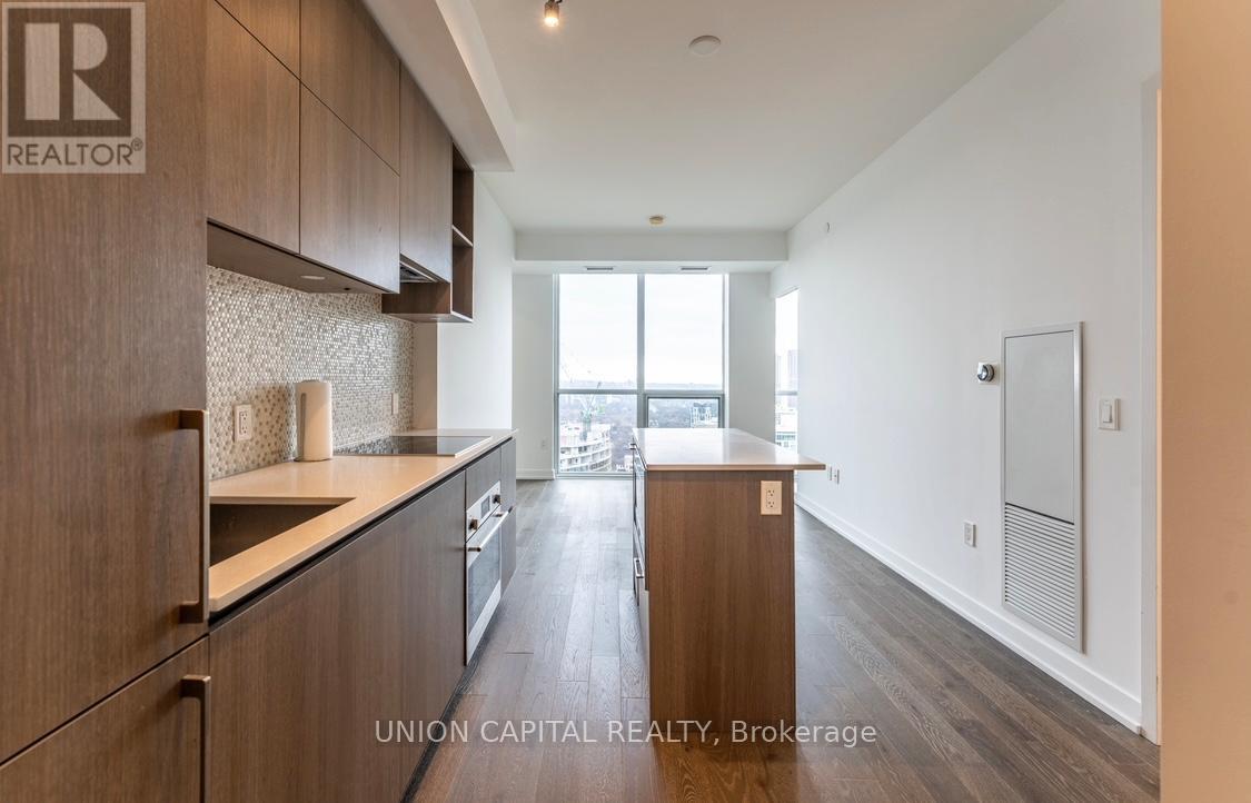 3709 - 1 Yorkville Avenue, Toronto, Ontario  M4W 0B1 - Photo 5 - C12911888