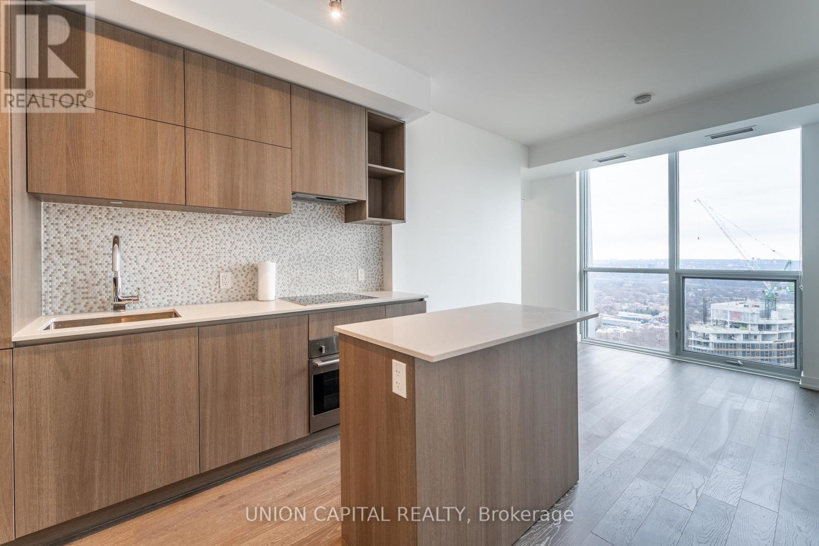 3709 - 1 Yorkville Avenue, Toronto, Ontario  M4W 0B1 - Photo 6 - C12911888