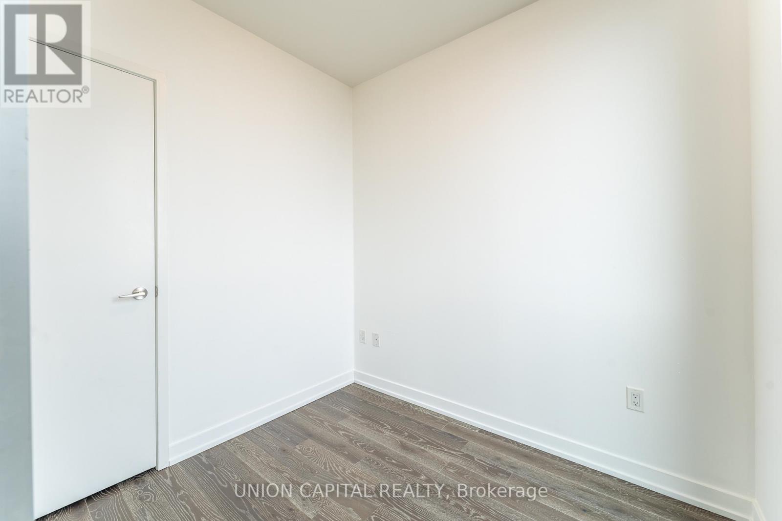 3709 - 1 Yorkville Avenue, Toronto, Ontario  M4W 0B1 - Photo 9 - C12911888