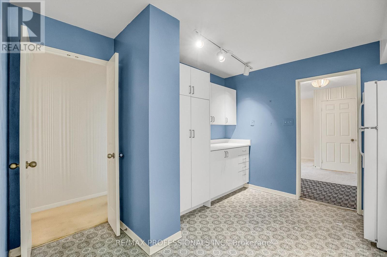 2005 - 33 Elmhurst Avenue, Toronto, Ontario  M2N 6G8 - Photo 19 - C12911936