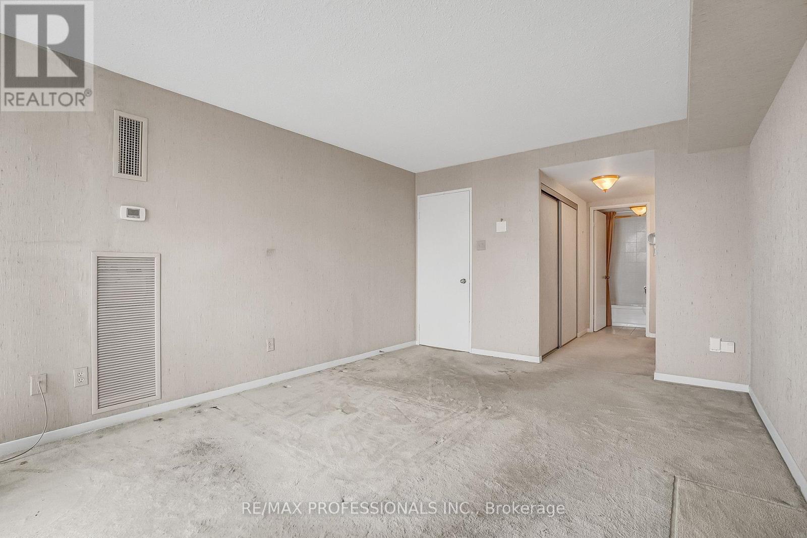 2005 - 33 Elmhurst Avenue, Toronto, Ontario  M2N 6G8 - Photo 23 - C12911936