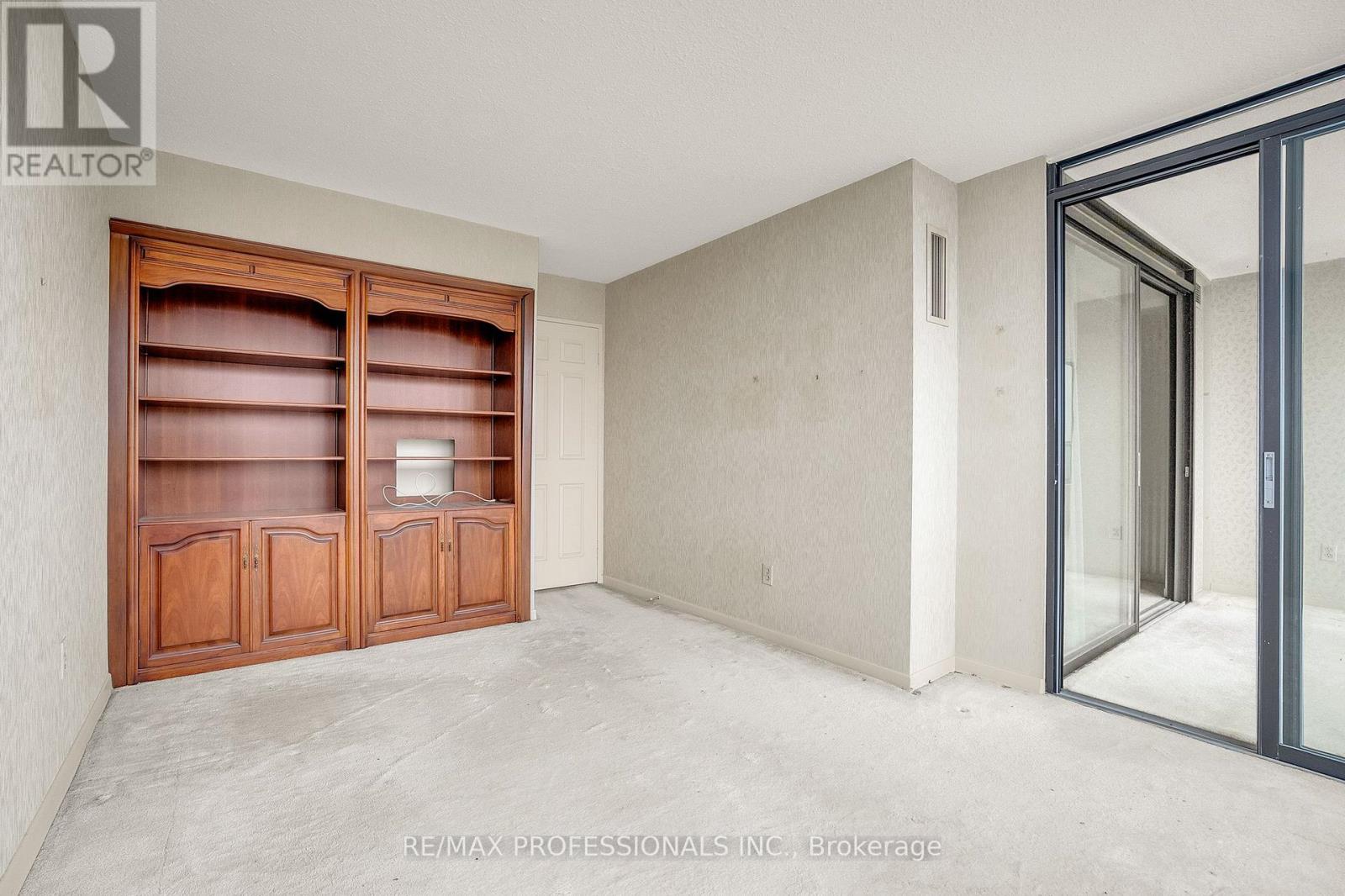 2005 - 33 Elmhurst Avenue, Toronto, Ontario  M2N 6G8 - Photo 33 - C12911936