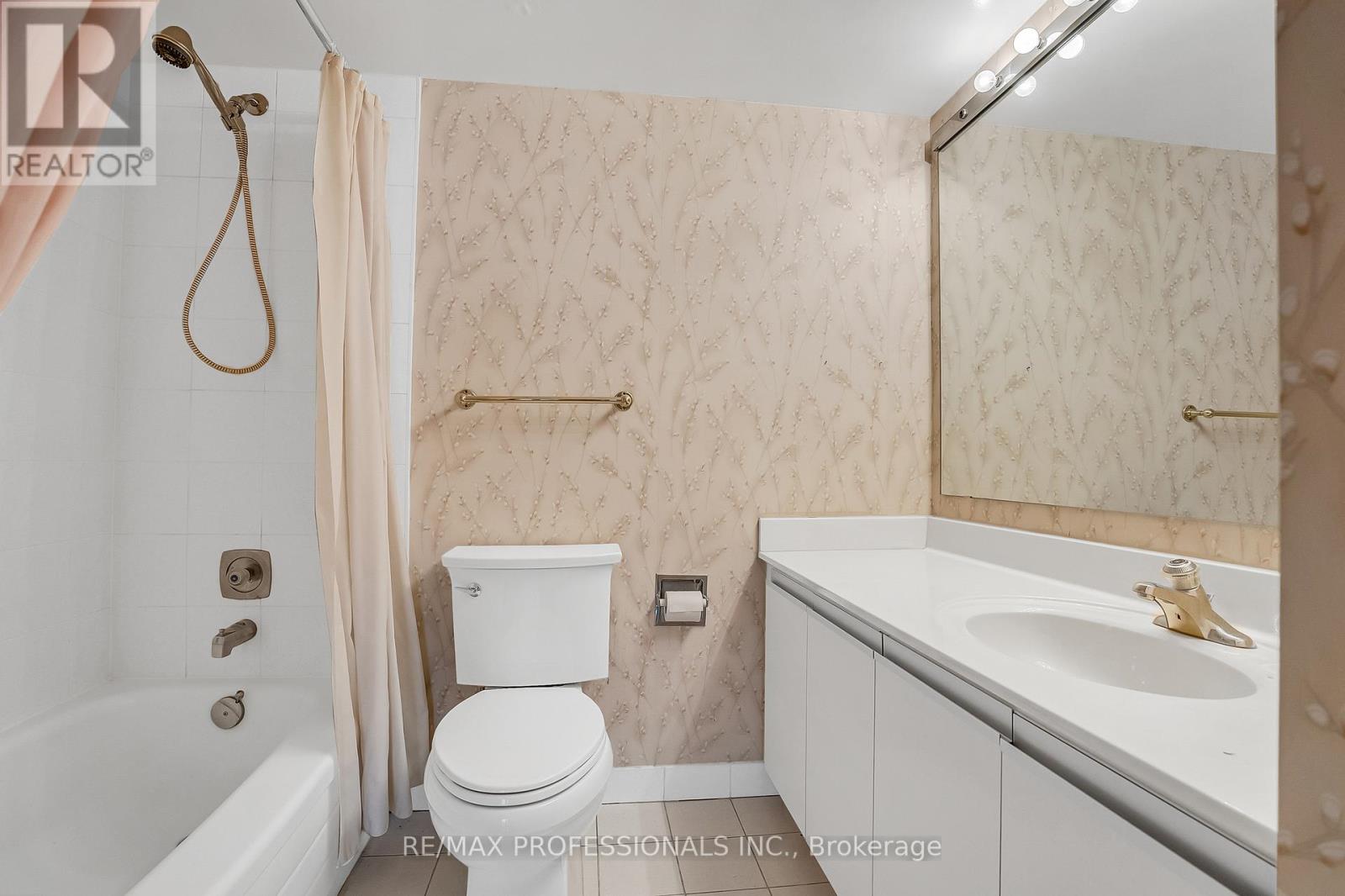 2005 - 33 Elmhurst Avenue, Toronto, Ontario  M2N 6G8 - Photo 35 - C12911936