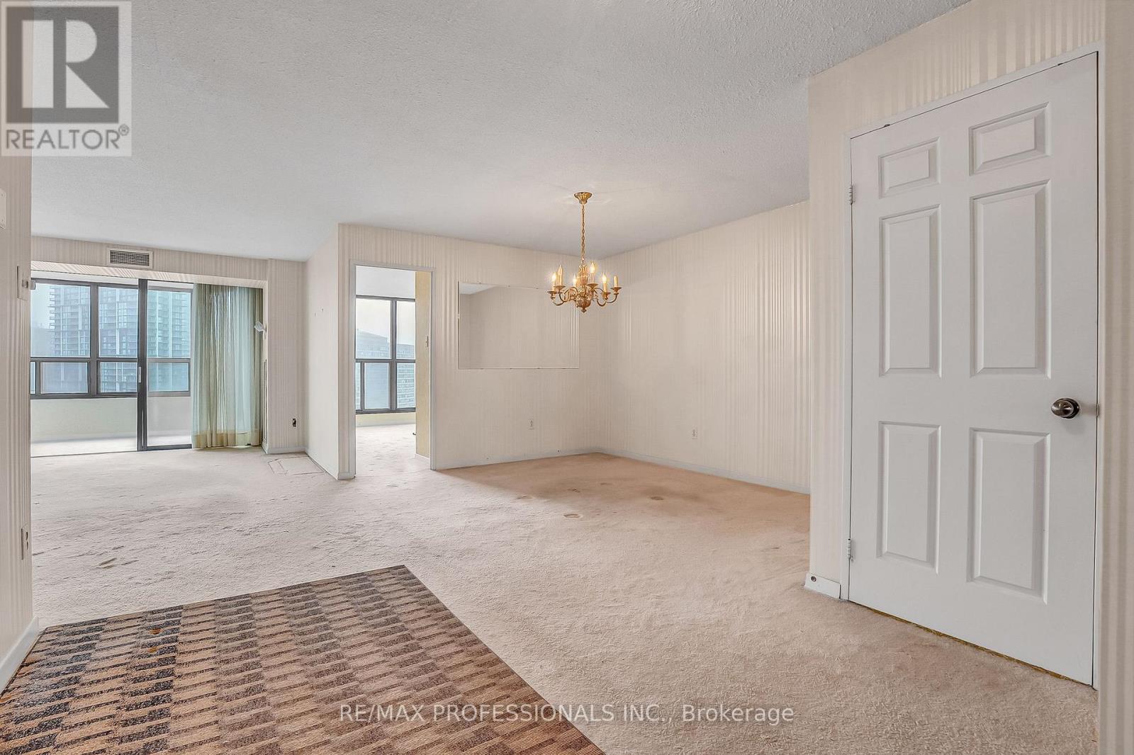 2005 - 33 Elmhurst Avenue, Toronto, Ontario  M2N 6G8 - Photo 7 - C12911936