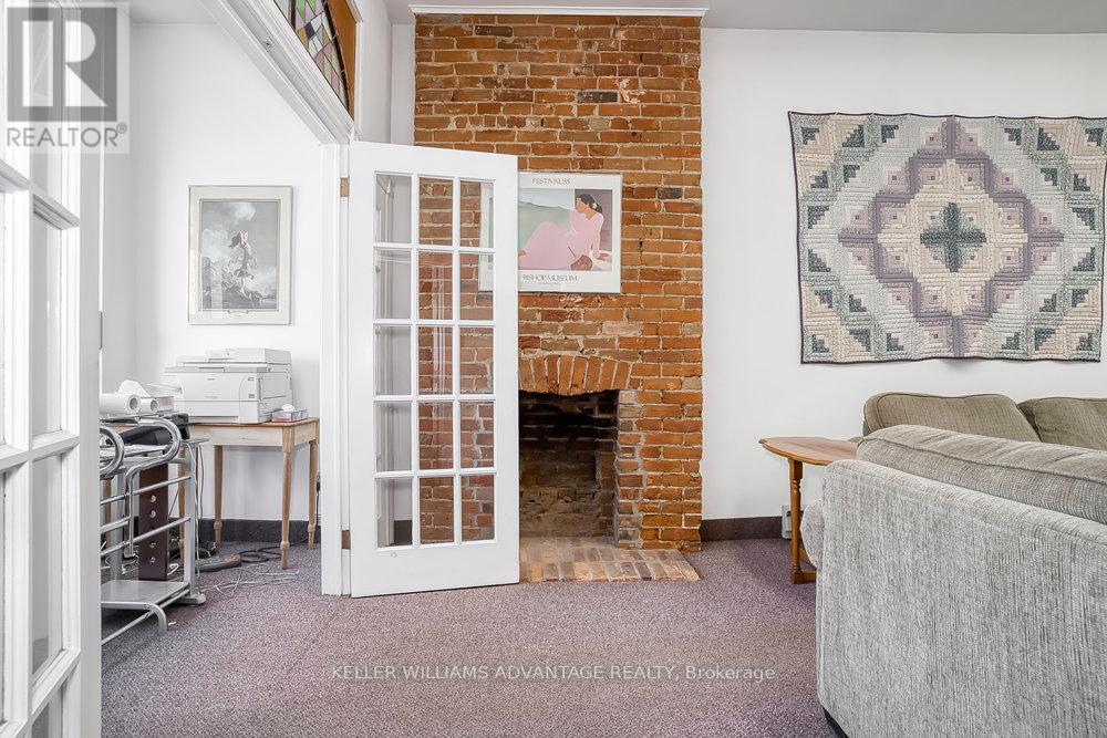 157 Gerrard Street E, Toronto, Ontario  M5A 2E4 - Photo 4 - C12911942