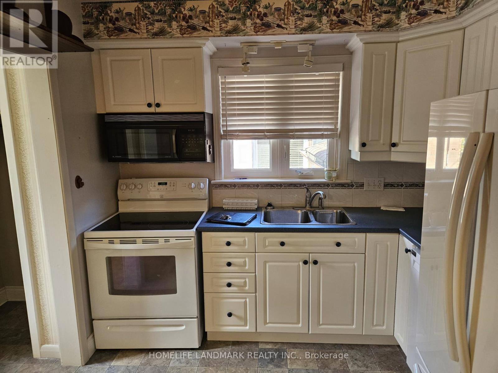 (Main) - 147 Fitzgibbon Avenue, Toronto, Ontario  M1K 4A6 - Photo 9 - E12911864