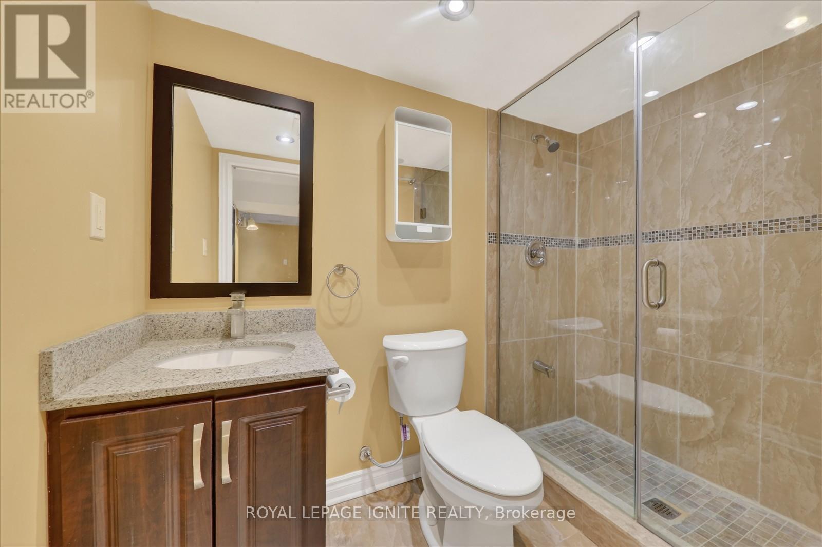16 Vankirk Road, Toronto, Ontario  M1P 1M7 - Photo 28 - E12911878