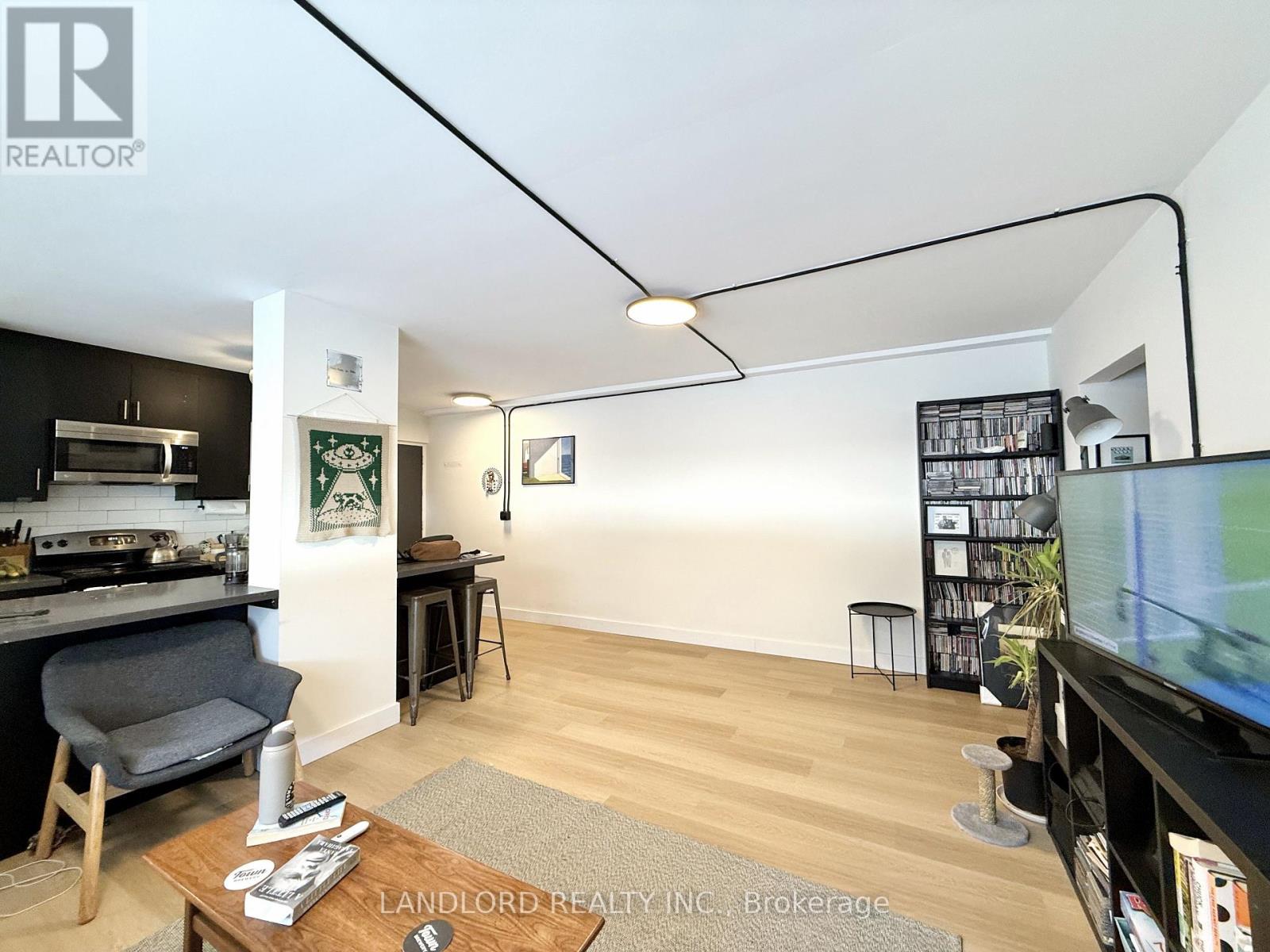 102 - 111 Craydon Road, Whitby, Ontario  L1N 2B5 - Photo 9 - E12911884