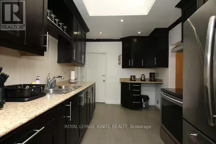 2 Waringstown Drive, Toronto (Wexford-Maryvale), Ontario  M1R 4H1 - Photo 5 - E12911886