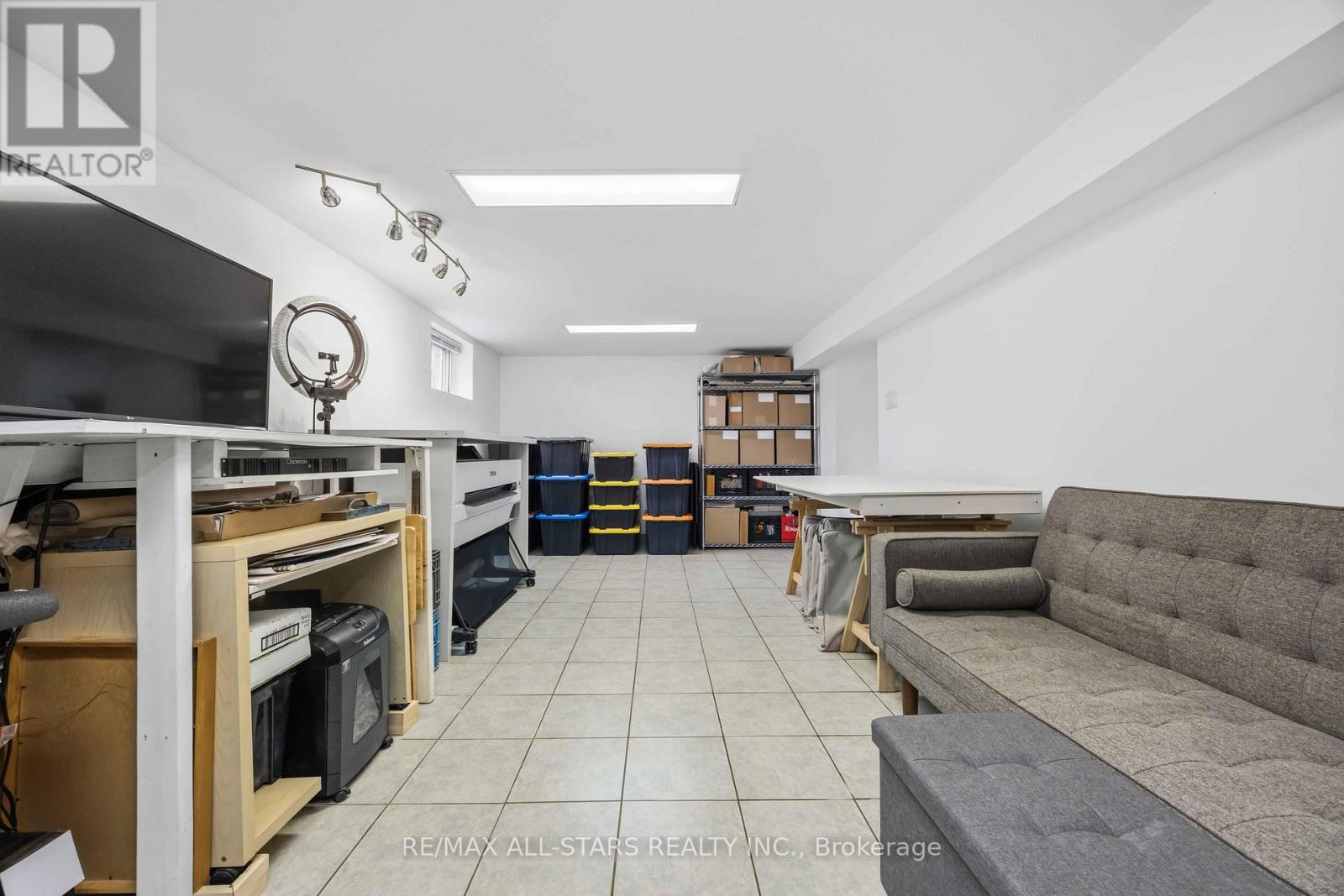 28 Hubert Avenue, Toronto, Ontario  M1K 1Z8 - Photo 18 - E12911926