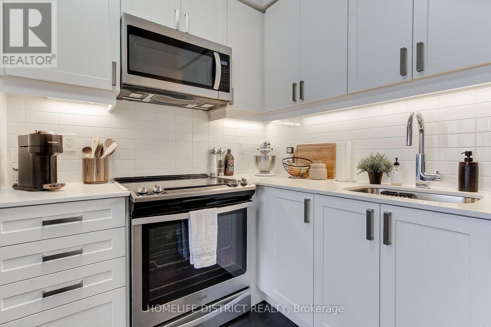 717 - 7895 Jane Street, Vaughan, Ontario  L4K 0K2 - Photo 12 - N12911766