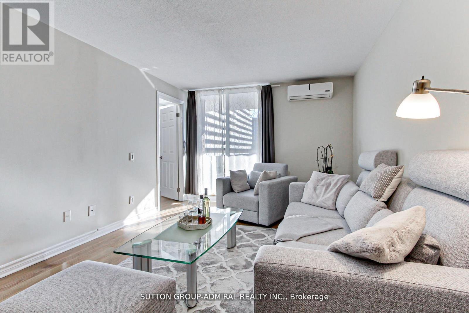 303 - 1 Royal Orchard Boulevard, Markham, Ontario  L3T 3C2 - Photo 17 - N12911770