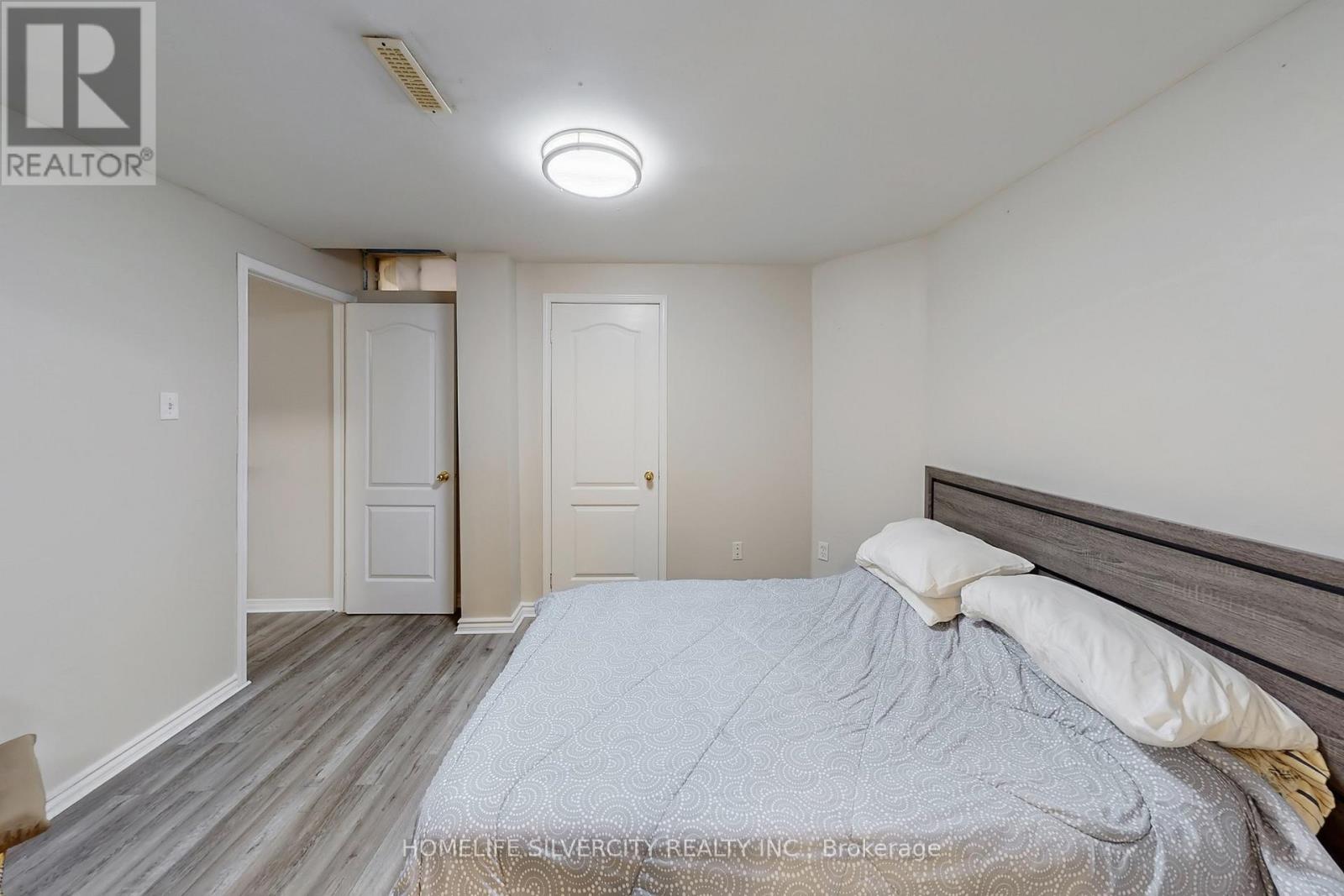 6 Rouge Fairway Street, Markham, Ontario  L3S 4H5 - Photo 39 - N12911824