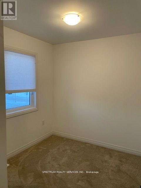 129 Gateland Drive, Barrie (Painswick South), Ontario  L9J 0N1 - Photo 12 - S12911944