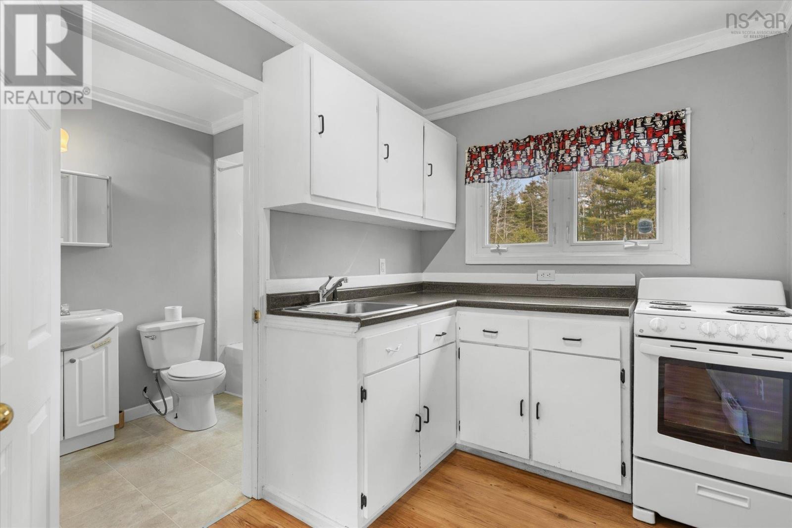 34 Ohio Road, Shelburne, Nova Scotia  B0T 1W0 - Photo 38 - 202605193