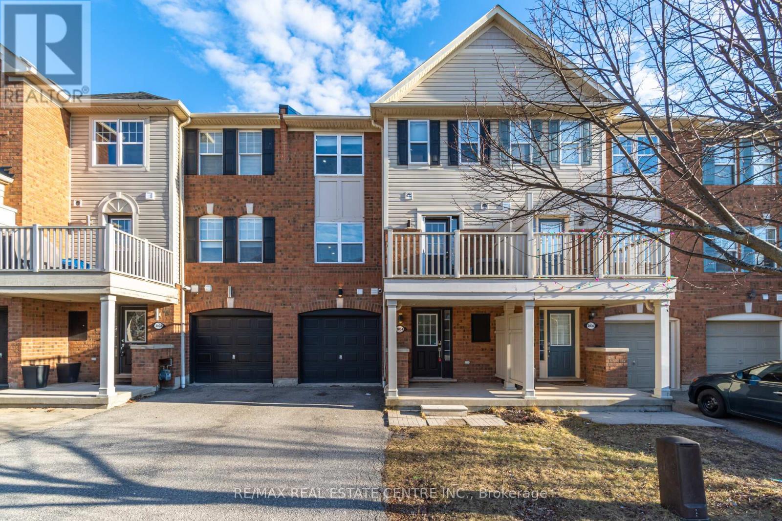 3034 DRUMLOCH AVENUE, Oakville, Ontario