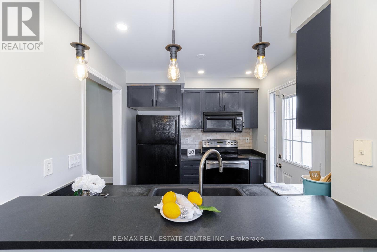 3034 Drumloch Avenue, Oakville (Bc Bronte Creek), Ontario  L6M 5H8 - Photo 13 - W12911734