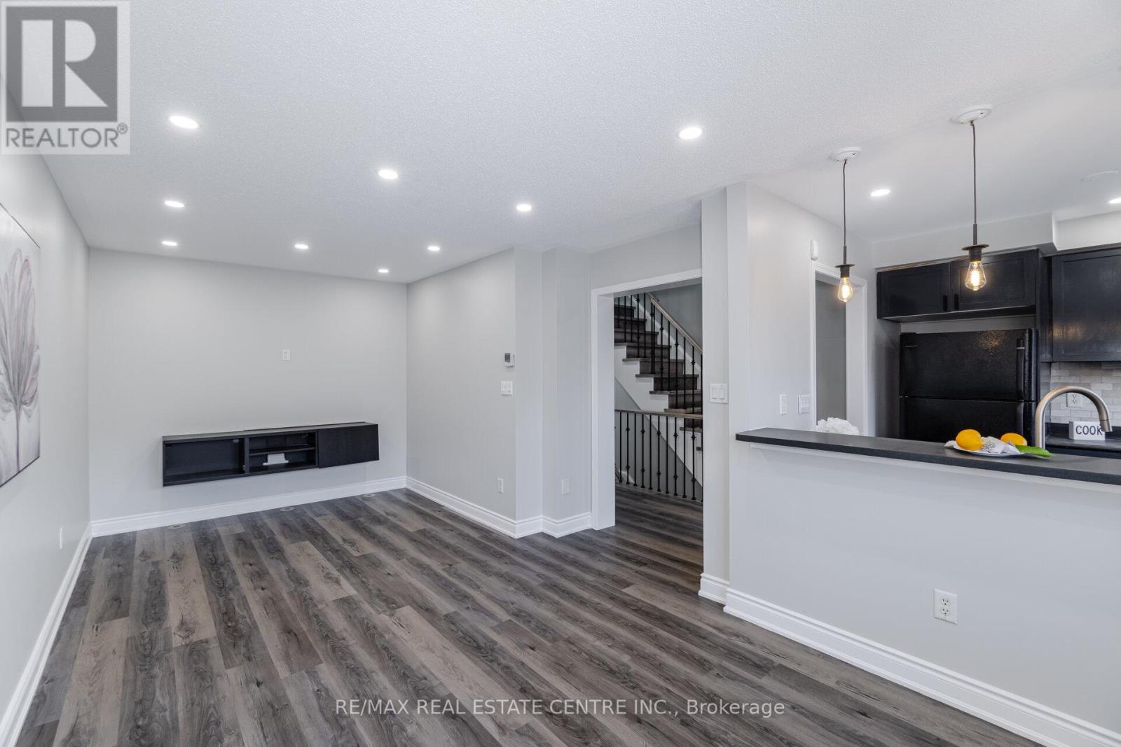 3034 Drumloch Avenue, Oakville (Bc Bronte Creek), Ontario  L6M 5H8 - Photo 15 - W12911734