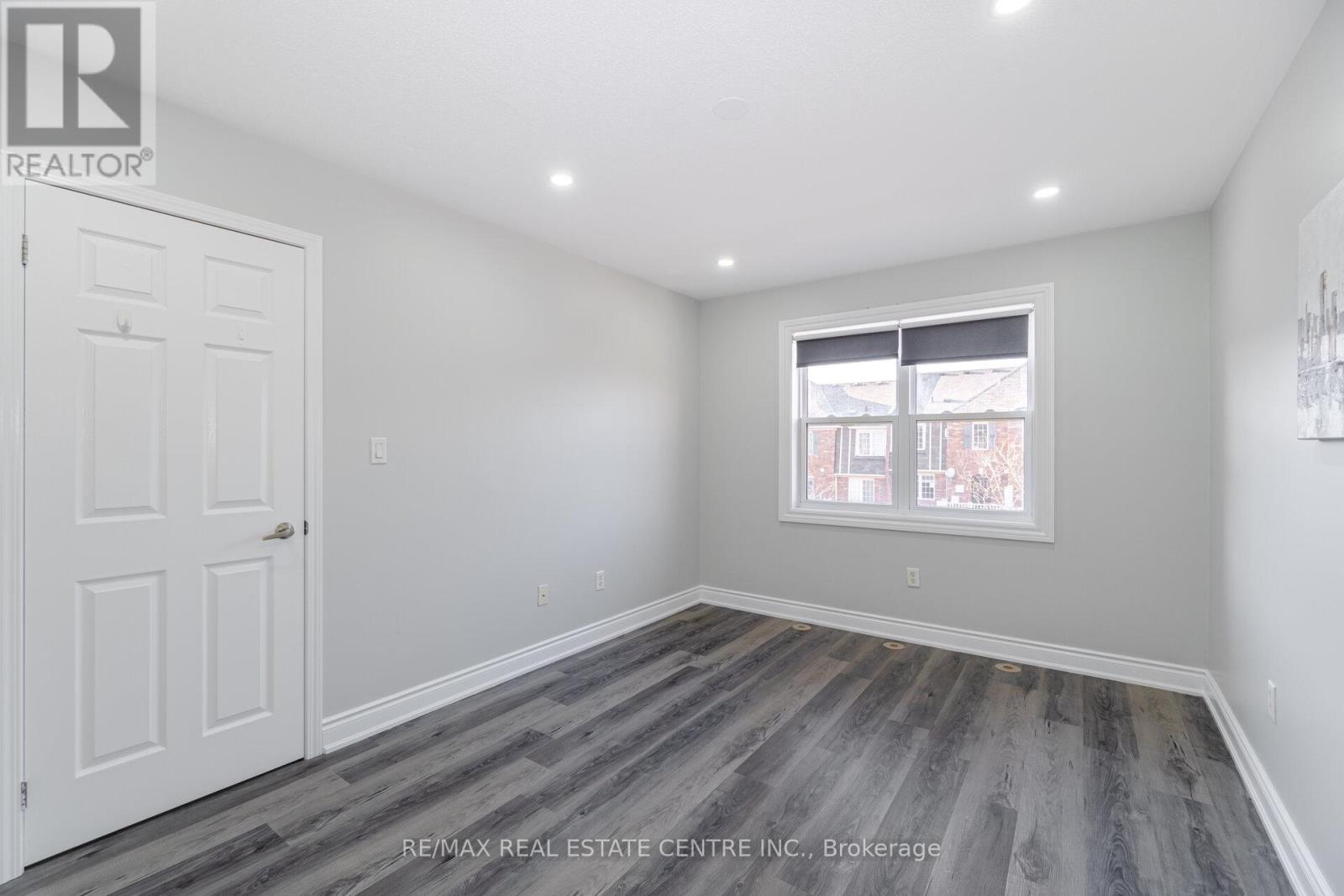 3034 Drumloch Avenue, Oakville (Bc Bronte Creek), Ontario  L6M 5H8 - Photo 25 - W12911734